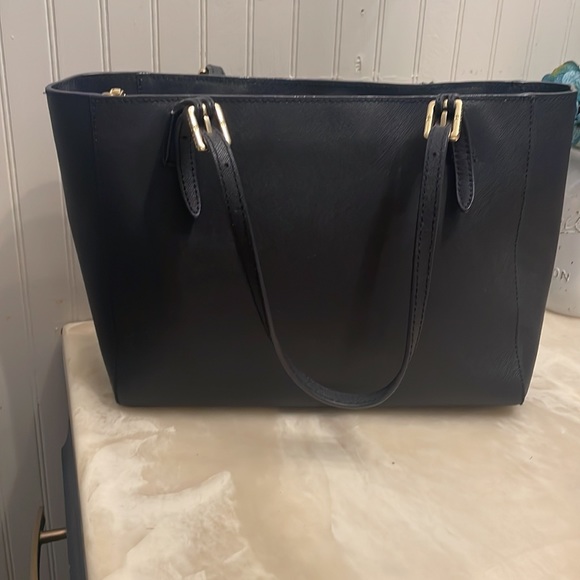 Tory Burch navy shoulder bag - Picture 2 of 2